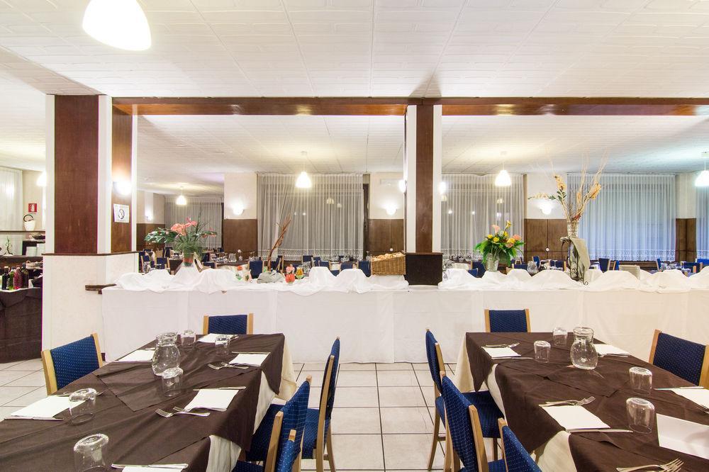 Excelsior Cimone Hotel Club San Martino Di Castrozza Esterno foto