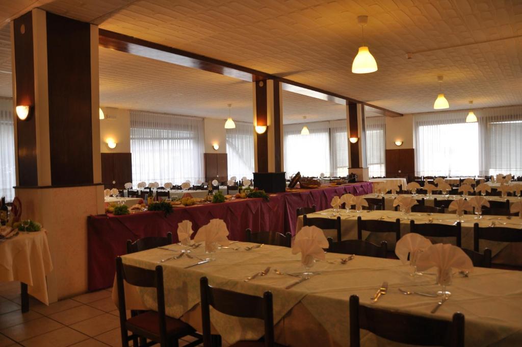 Excelsior Cimone Hotel Club San Martino Di Castrozza Esterno foto