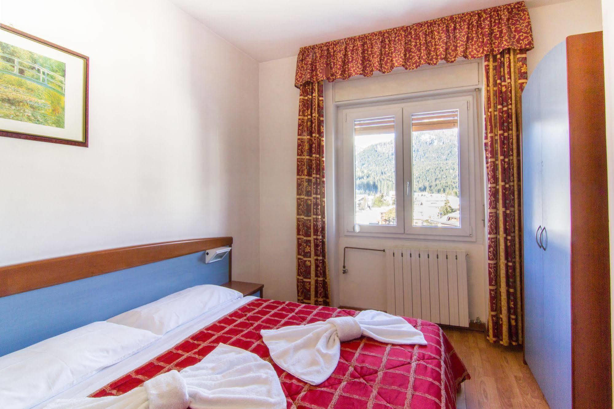 Excelsior Cimone Hotel Club San Martino Di Castrozza Esterno foto