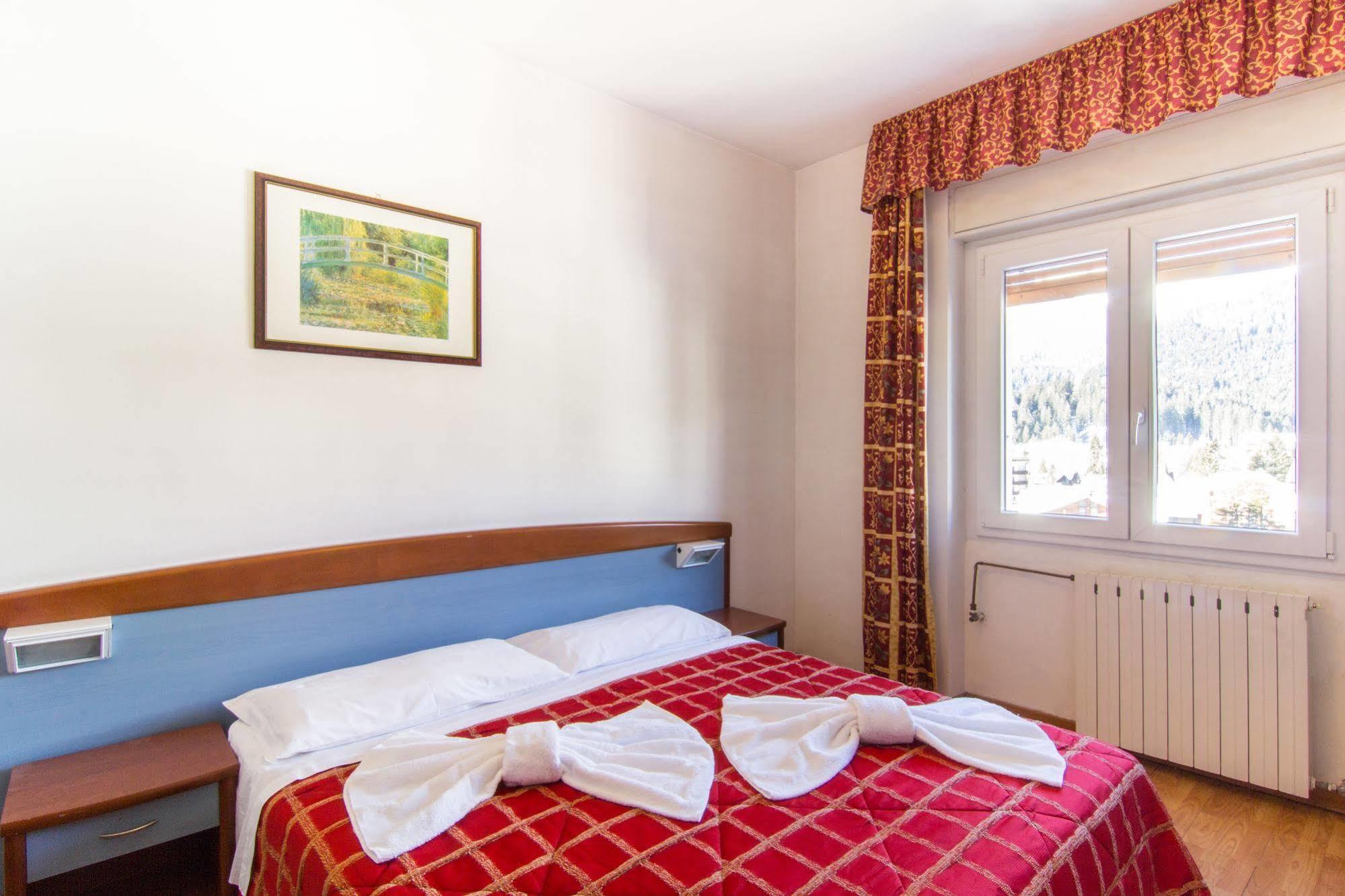 Excelsior Cimone Hotel Club San Martino Di Castrozza Esterno foto
